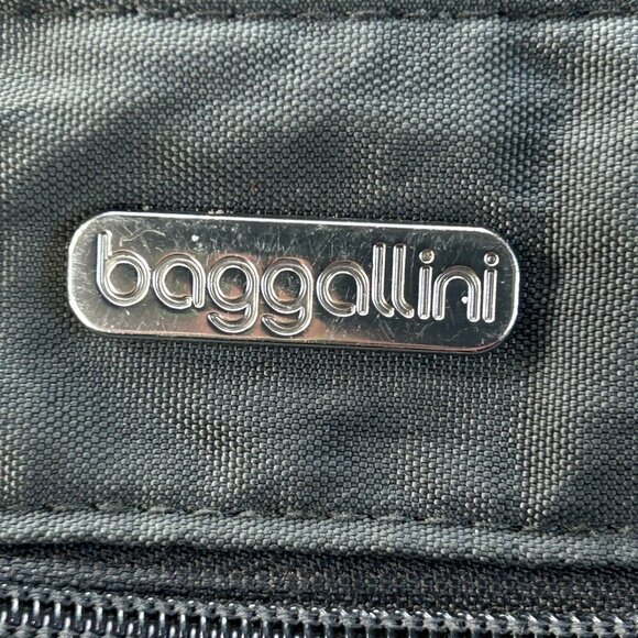 Baggallini Gray Canvas Hobo Crossbody Bag - Picture 7 of 7